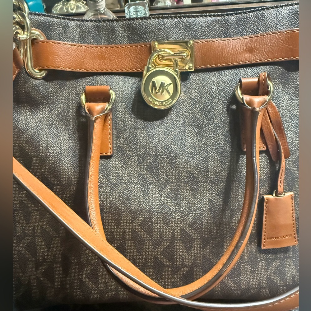 NWT MK Large Hamilton purse with matching wallet - Picture 8 of 11
